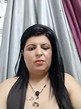 Snapshot of Jann_Riya333 chatting on May 27, 2026, 2:35 pm Jann Riya333 online show from May 27, 2026, 2:35 pm