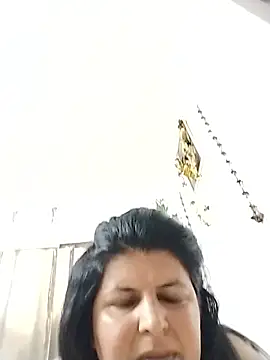 Snapshot of Jann_Riya333 chatting on June 1, 2026, 6:24 am Jann Riya333 online show from June 1, 2026, 6:24 am