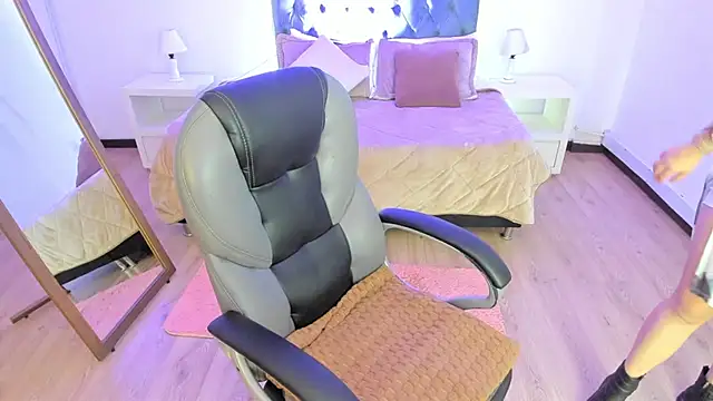 Blair red  online show from November 16, 2025, 12:10 pm