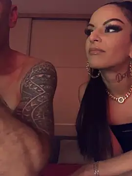 Snapshot of Enriko_Aisah2025 chatting on November 27, 2025, 8:20 pm Enriko Aisah2025 online show from November 27, 2025, 8:20 pm