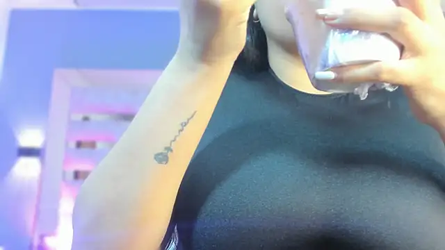 BellaBoobs  online show from September 13, 2025, 7:25 pm