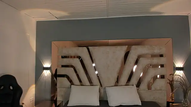 Snapshot of BellaBoobs_ chatting on January 18, 2026, 10:24 pm BellaBoobs online show from January 18, 2026, 10:24 pm