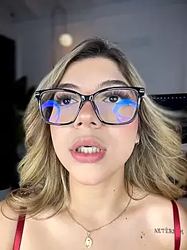 Snapshot of AngelBlushXXX chatting on February 19, 2026, 9:34 pm AngelBlushXXX online show from February 19, 2026, 9:34 pm