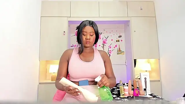 JulianaBlaze  online show from April 2, 2026, 4:19 am