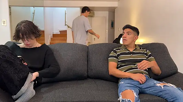 lenruy online show from April 14, 2026, 6:57 pm