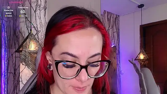 Snapshot of Zami_Escobar_of chatting on March 1, 2026, 5:24 pm Zami Escobar of online show from March 1, 2026, 5:24 pm