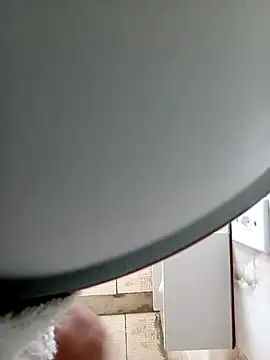 Snoopreto42 online show from October 12, 2025, 9:32 am