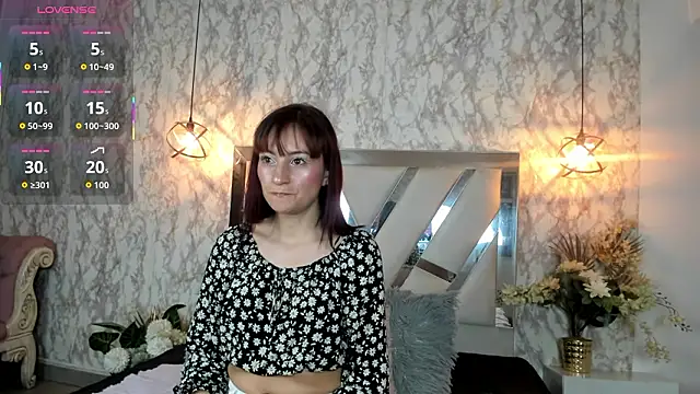 Candy Hott7 online show from February 12, 2026, 8:41 pm