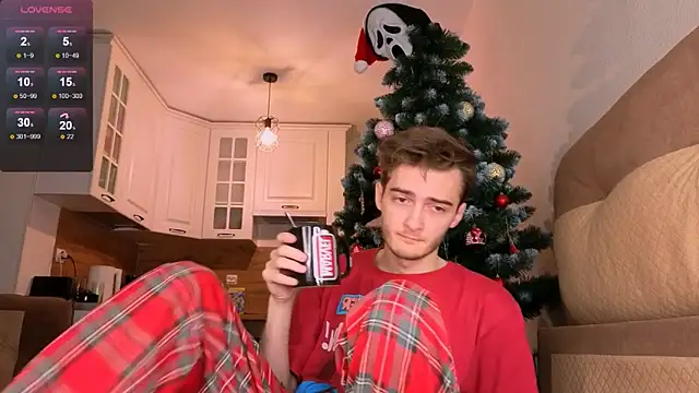 Snapshot of spider____man chatting on January 15, 2026, 2:31 pm spider man online show from January 15, 2026, 2:31 pm