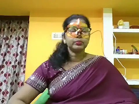 Snapshot of kavya1 chatting on October 24, 2025, 6:18 pm kavya1 online show from October 24, 2025, 6:18 pm