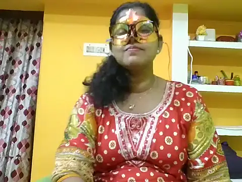 Snapshot of kavya1 chatting on October 18, 2025, 1:35 pm kavya1 online show from October 18, 2025, 1:35 pm