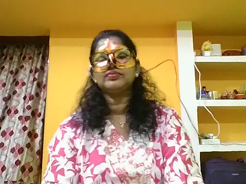 Snapshot of kavya1 chatting on October 20, 2025, 5:20 am kavya1 online show from October 20, 2025, 5:20 am