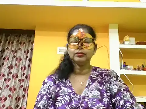 Snapshot of kavya1 chatting on October 21, 2025, 1:43 pm kavya1 online show from October 21, 2025, 1:43 pm