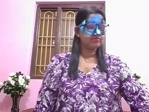 Snapshot of kavya1 chatting on November 15, 2025, 12:53 pm kavya1 online show from November 15, 2025, 12:53 pm