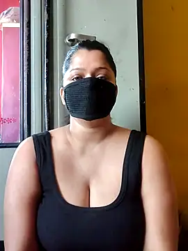 Hottie couple69 online show from November 13, 2025, 6:17 am