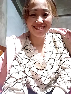 Fienjr online show from November 30, 2025, 2:29 pm