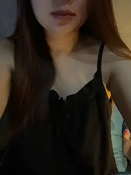 Snapshot of Hinne07 chatting on February 27, 2026, 12:22 am Hinne07 online show from February 27, 2026, 12:22 am