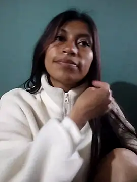 Pocahontas tw online show from September 29, 2025, 2:34 pm