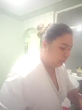 Snapshot of curvy_diva_ chatting on September 19, 2025, 1:09 am curvy diva online show from September 19, 2025, 1:09 am