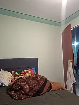 curvy diva  online show from February 22, 2026, 1:19 am