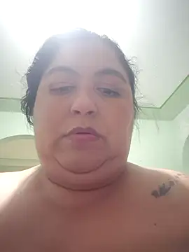 Snapshot of curvy_diva_ chatting on September 25, 2025, 11:22 pm curvy diva online show from September 25, 2025, 11:22 pm