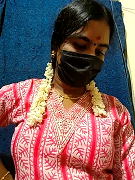 mini-queen online show from March 27, 2026, 10:16 am