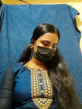 mini-queen online show from April 21, 2026, 12:34 pm