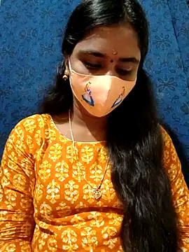 mini-queen online show from September 29, 2025, 10:44 am