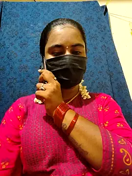 mini-queen online show from April 23, 2026, 11:27 am