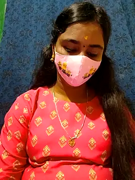 mini-queen online show from October 17, 2025, 9:45 am