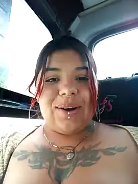 snow belle online show from November 6, 2025, 4:55 pm