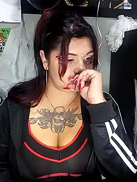 snow belle online show from October 28, 2025, 8:24 am