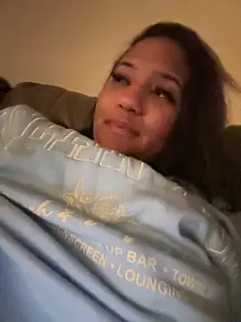 StylishEchium online show from March 19, 2026, 9:20 am