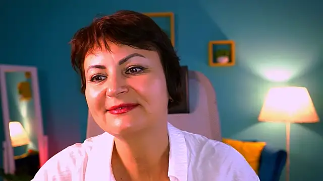 Snapshot of HelenBeler chatting on October 20, 2025, 8:04 am HelenBeler online show from October 20, 2025, 8:04 am