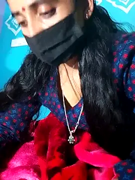 Pahadi couple online show from November 28, 2025, 6:02 am