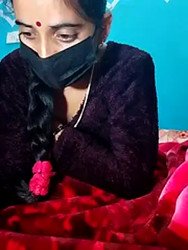 Pahadi couple online show from November 27, 2025, 4:13 am