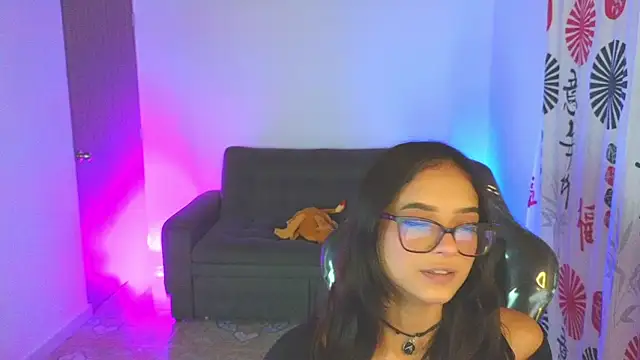 Gia flame  online show from September 30, 2025, 3:12 am