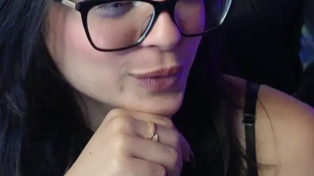 Gia flame  online show from October 21, 2025, 3:50 am