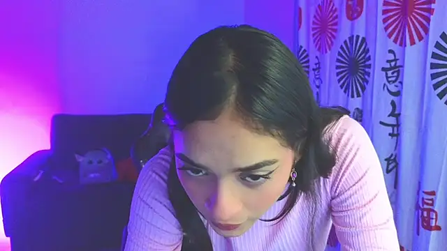 Gia flame  online show from September 20, 2025, 4:50 am