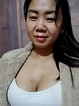 Binjt online show from October 17, 2025, 11:28 pm