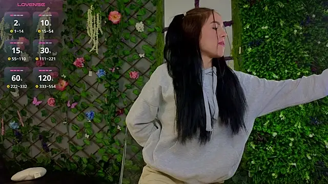 Snapshot of baby_nyco chatting on October 21, 2025, 5:56 pm baby nyco online show from October 21, 2025, 5:56 pm