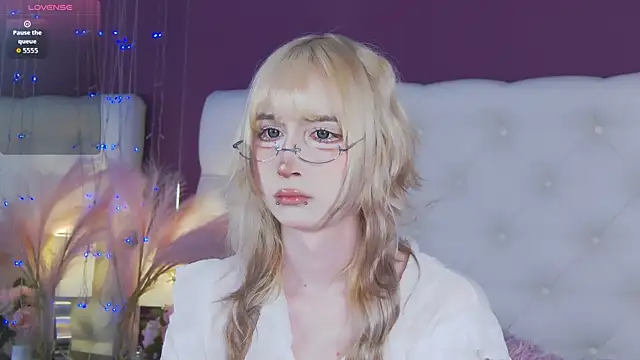 Snapshot of cutetomie chatting on March 3, 2026, 9:11 pm cutetomie online show from March 3, 2026, 9:11 pm