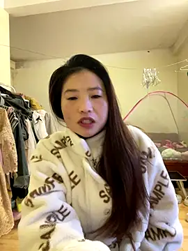 Snapshot of LiLy-0477 chatting on November 18, 2025, 9:45 am LiLy-0477 online show from November 18, 2025, 9:45 am