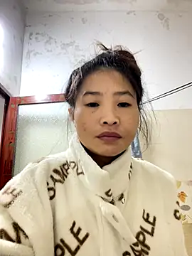 Snapshot of LiLy-0477 chatting on November 19, 2025, 10:48 am LiLy-0477 online show from November 19, 2025, 10:48 am