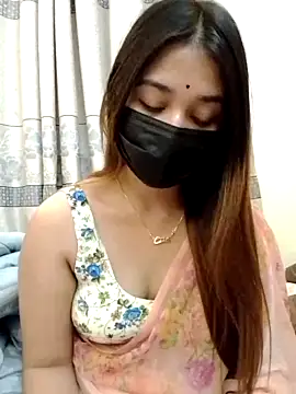 midnightmuse-03 online show from December 19, 2025, 7:49 pm