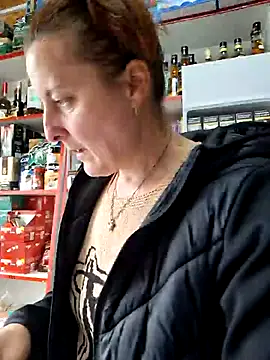 Fluturas2 online show from October 29, 2025, 1:43 pm