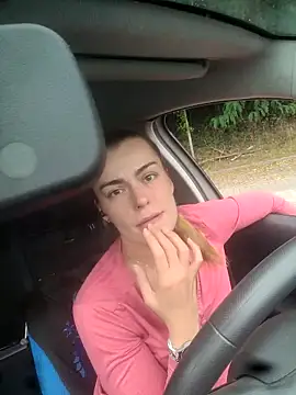 Carolinemiam online show from September 18, 2025, 10:51 am