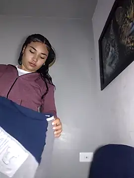 AmberGold- online show from November 20, 2025, 8:37 am