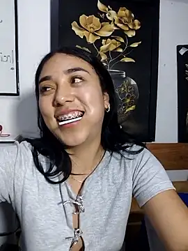 AmberGold- online show from October 27, 2025, 10:54 pm