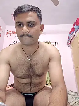 Frvgggghh online show from December 17, 2025, 6:02 pm